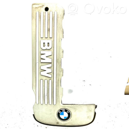 Крышка двигателя (декоративная отделка)