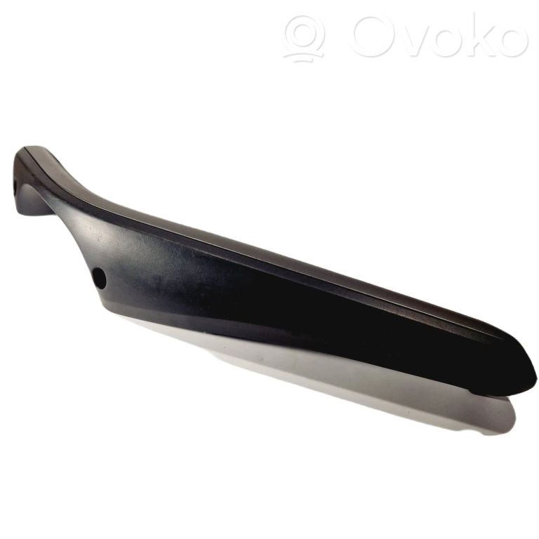 Cita veida salona detaļa