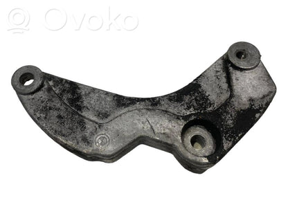 Крепление генератора