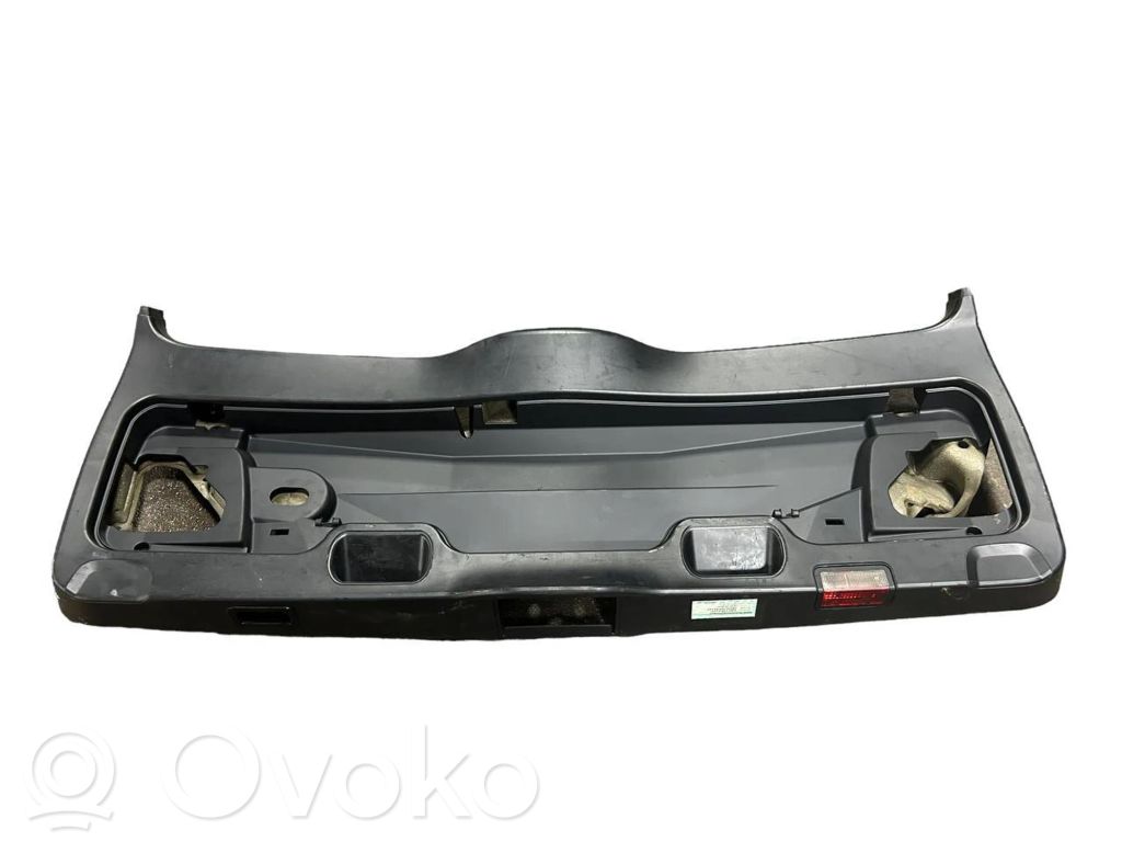 Trunk decorative trim