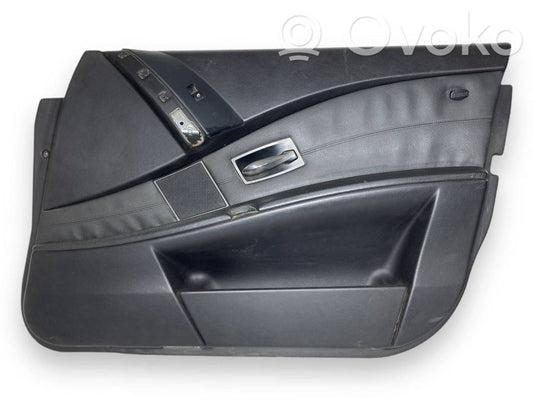 Priekšējo durvju apdare