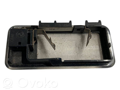 Cita veida salona apgaismojums