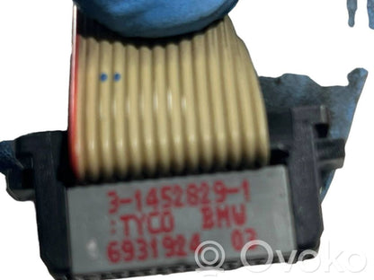 Citi elektroinstalācijas vadi