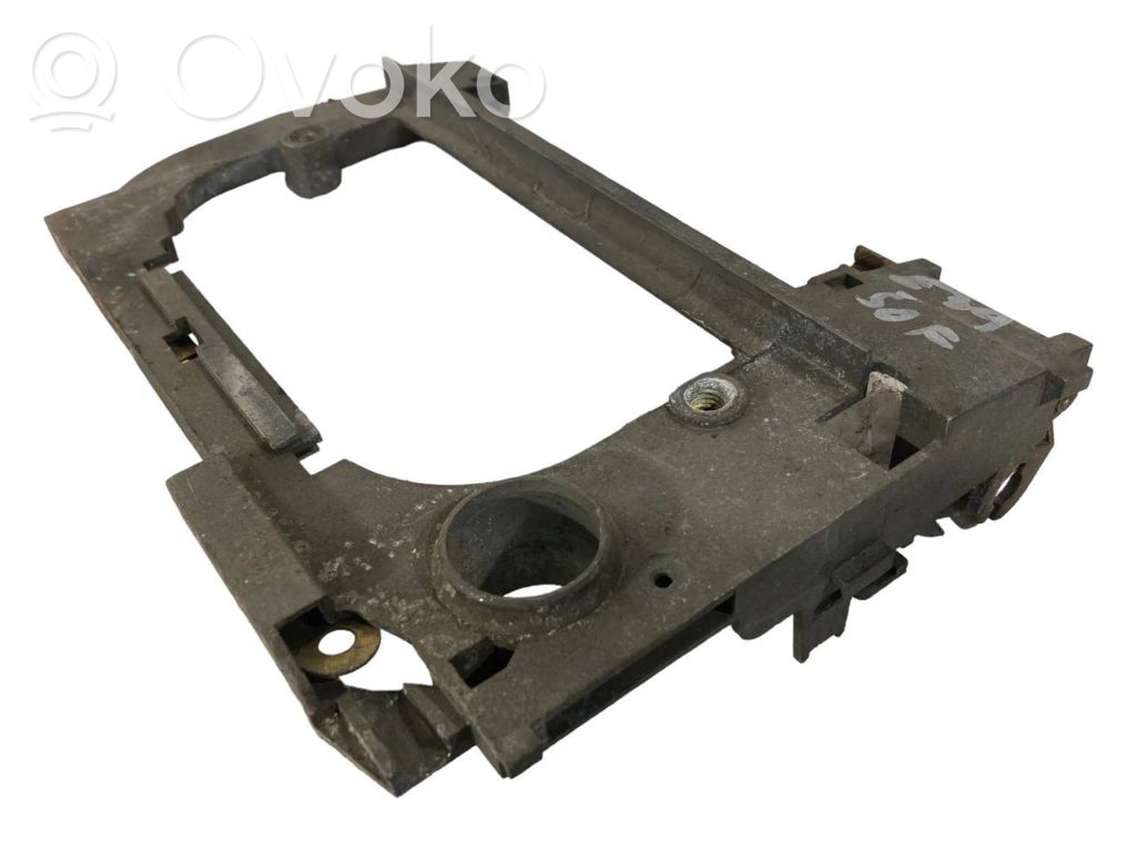 Holder/bracket for external opening handle at the front