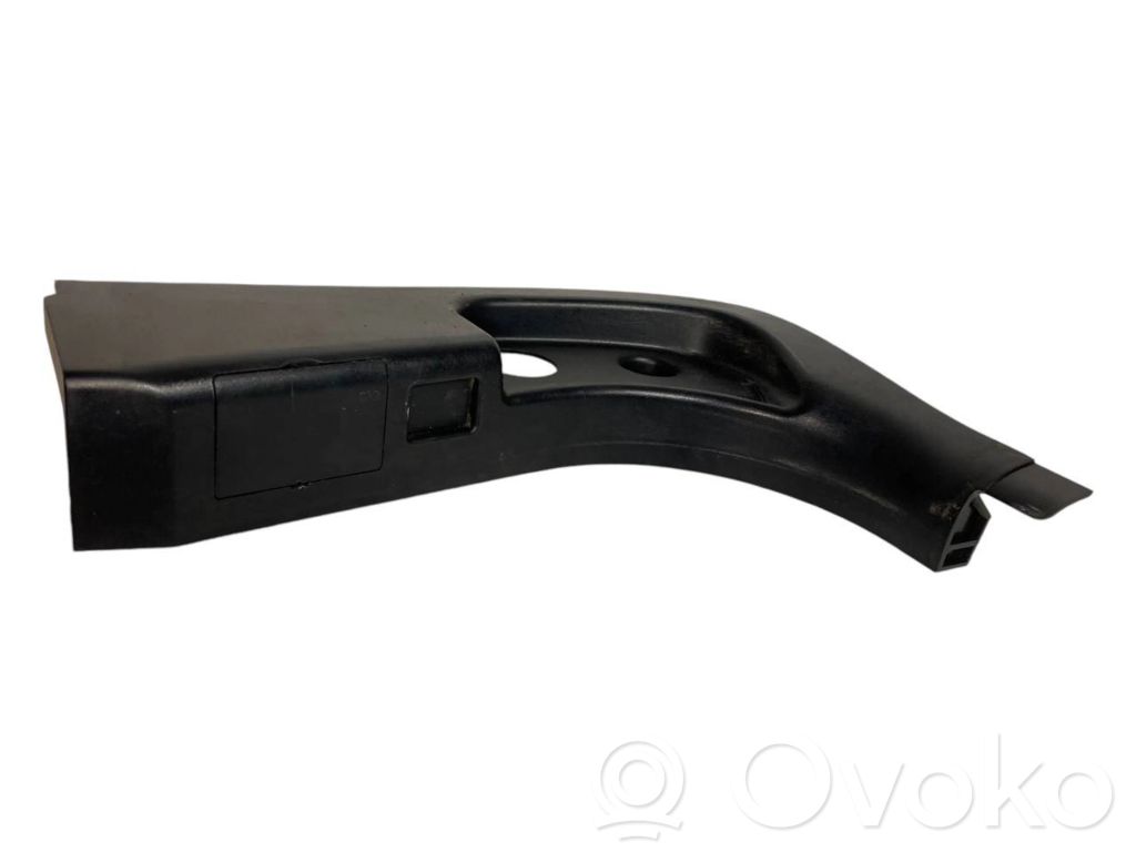 Side decorative trim for the footwell
