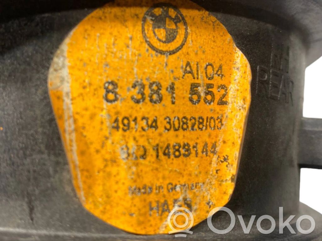 Skaļrunis (-i) pakaļējās durvīs