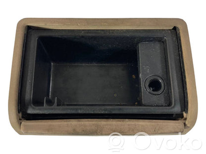 Пепельница (задняя)