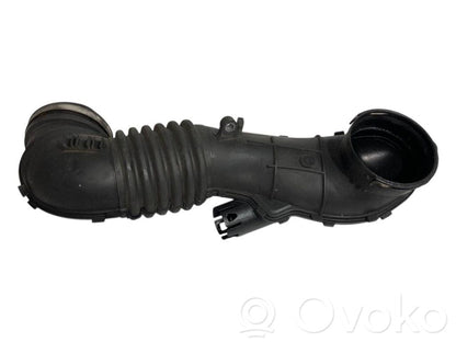 Gaisa caurule uz turbīnu