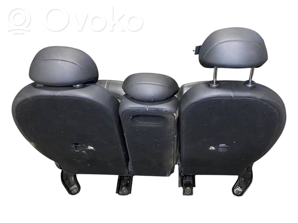 Sēdekļu komplekts