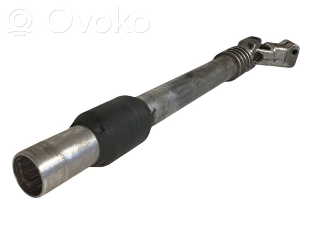 Stūresrata ass krustsavienojums