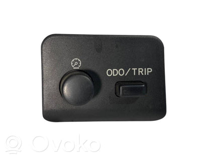 Paneļa apgaismojuma regulēšanas slēdzis