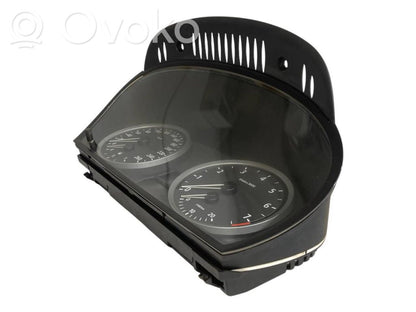 Spidometrs (instrumentu panelī)