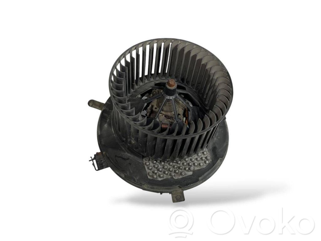 Mazā radiatora ventilators
