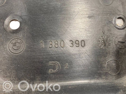 Cita veida dzinēja nodalījuma detaļa