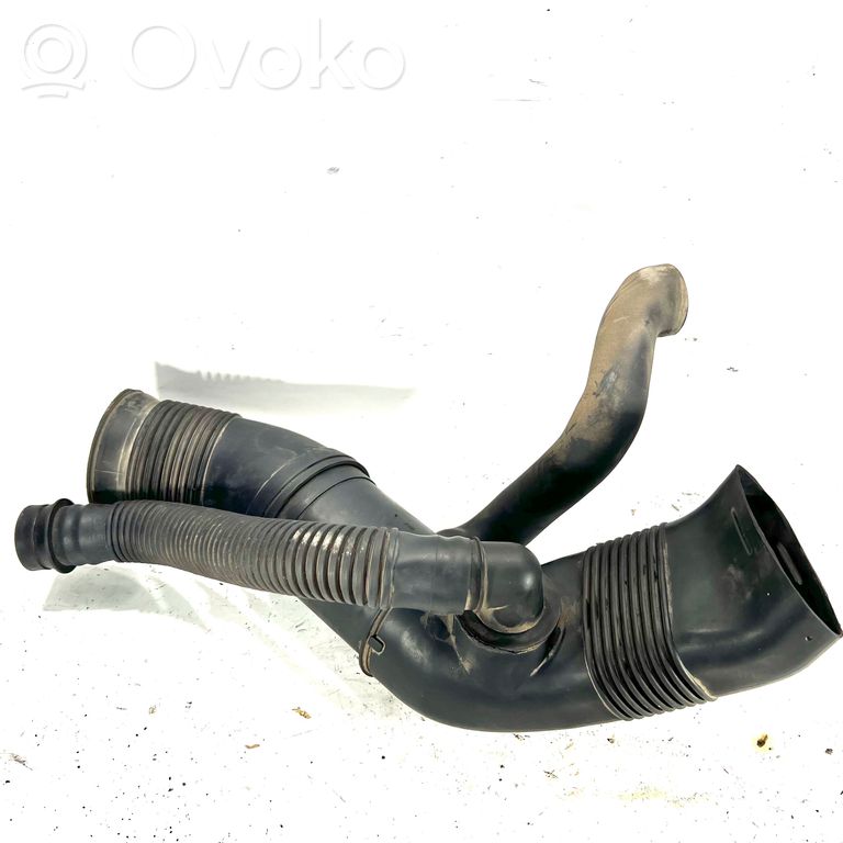 Air intake duct details