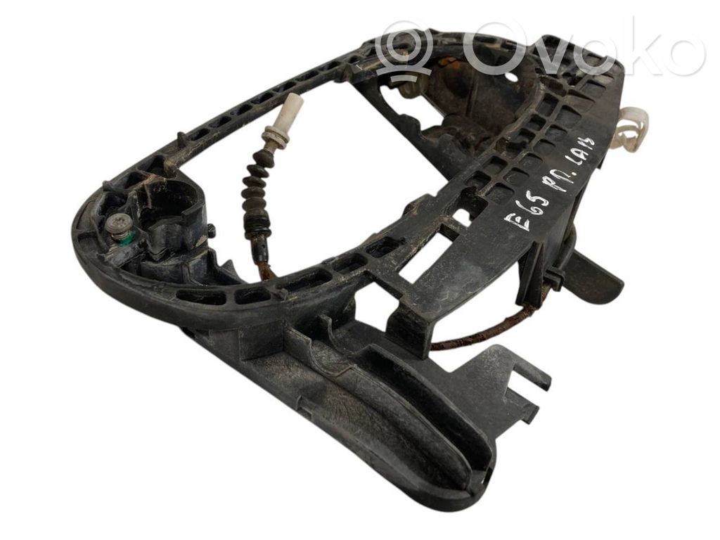 Holder/bracket for external opening handle at the front