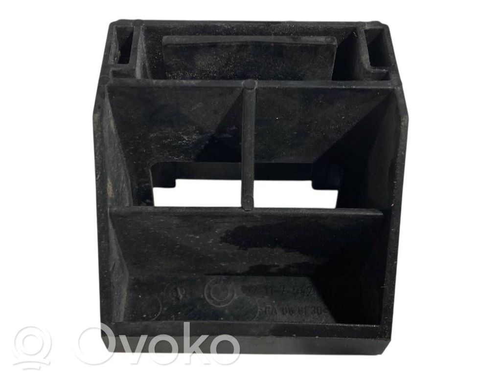 Radiatora (-u) turētājs / kronšteins