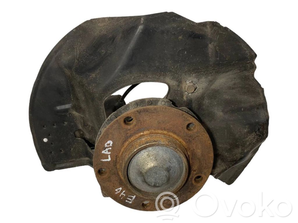 Priekšējā riteņa rumbas vārpstas šarnīrs (stupica, capfa)