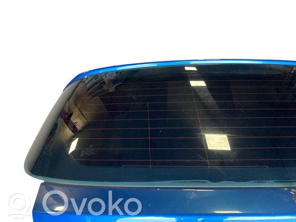 Aizmugurējais pārsegs (bagāžnieks)