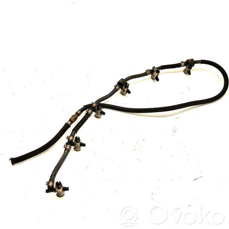 Трубка возврата топлива