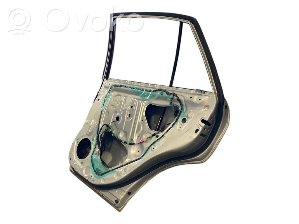 Aizmugurējās durvis