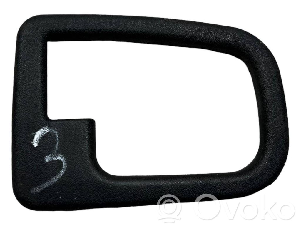 Cita veida priekšpusē durvju dekoratīvās apdares detaļa