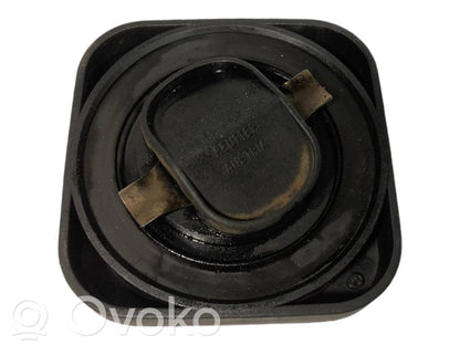 Eļļas uzpildes atveres vāciņš