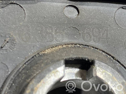 Aizmugurējā stikla aizmugurējā stikla atvēršanas rokturis