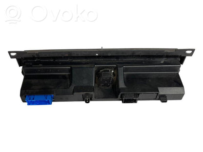 Air conditioning / climate control / interior heating control unit (in the passenger compartment)