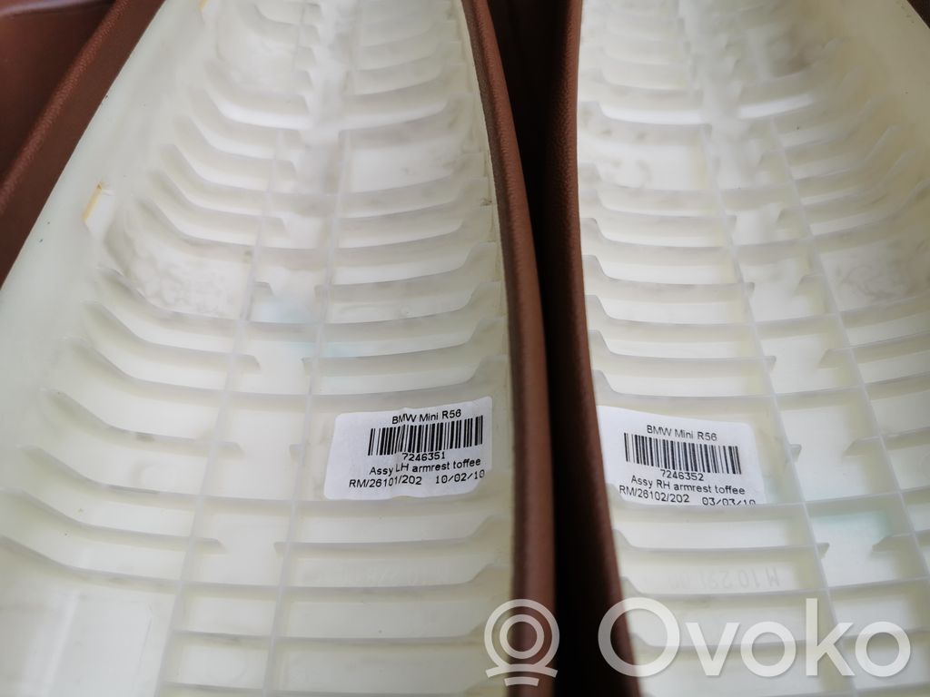 Salona daļu komplekts