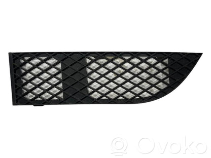 Lower grille (three-piece)