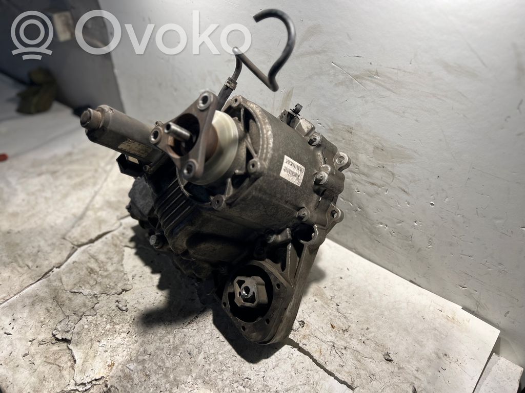 Pārnesumkārbas reduktors / razdatka