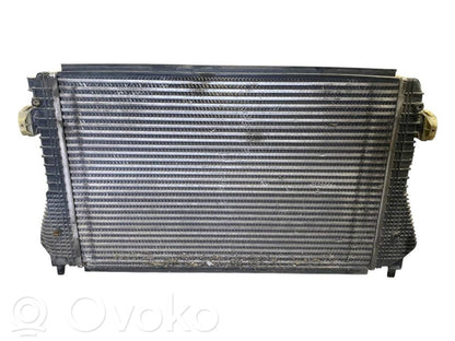 Starpdzesētāja radiators