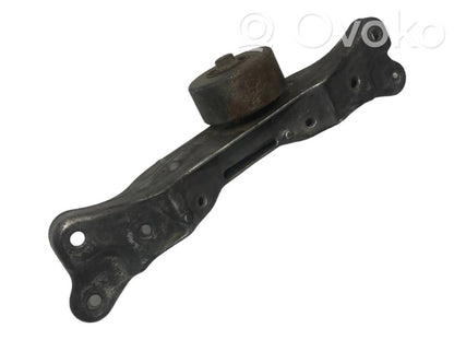 Transmission mounting bracket