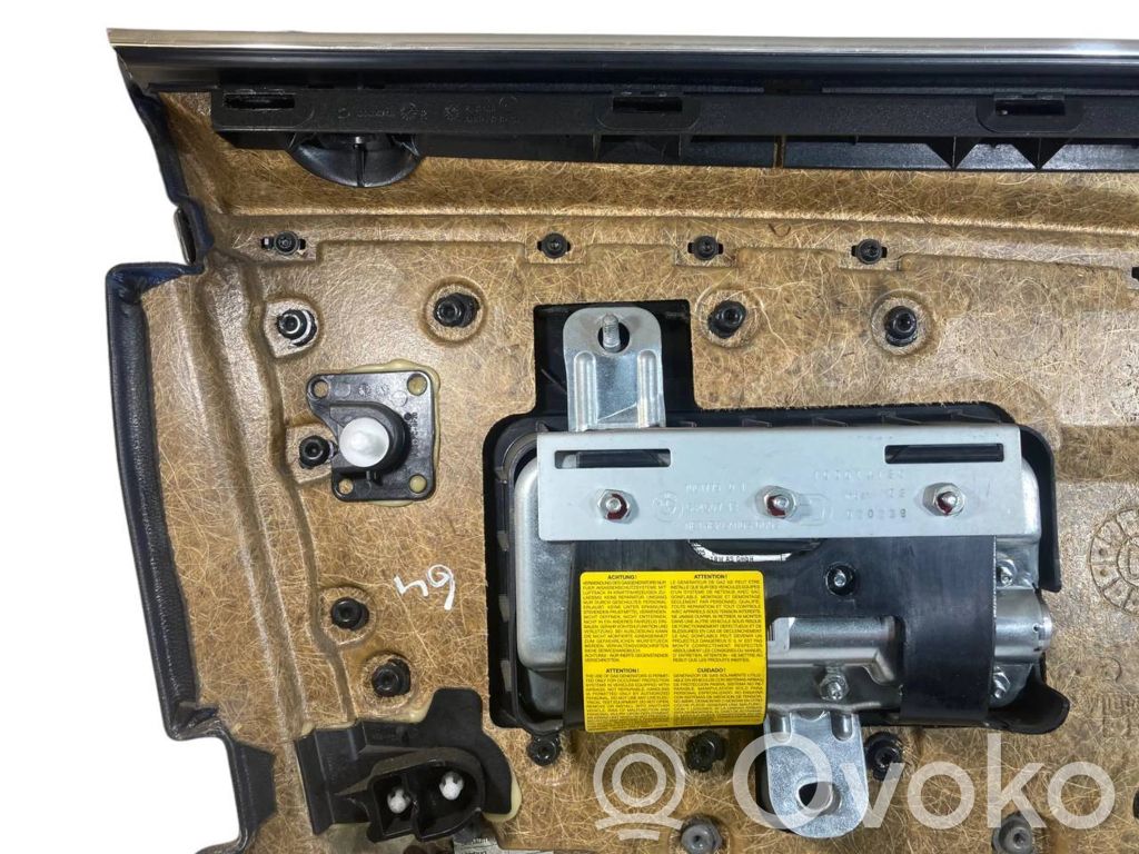 Priekšējo durvju apdare