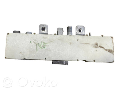 Antenas vadības bloks