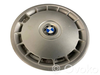 R 15 riteņa dekoratīvais disks (-i)