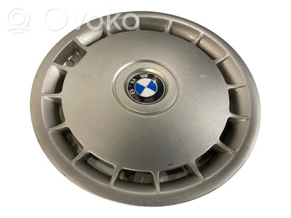 R 15 riteņa dekoratīvais disks (-i)