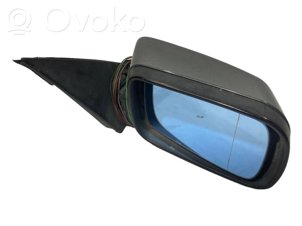 Mirror (electrically controlled)