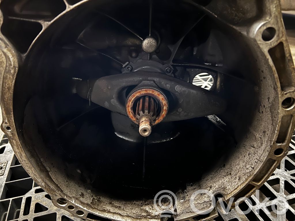 Механическая 5-ступенчатая коробка передач