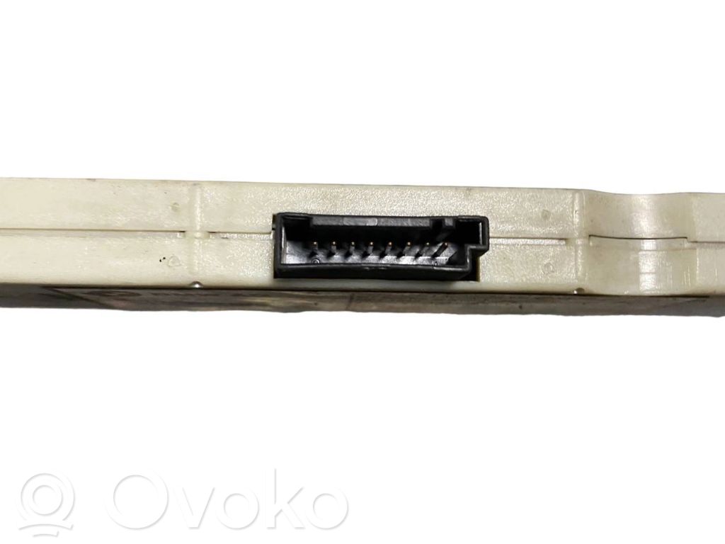 Antenas vadības bloks