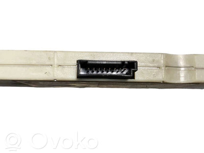 Antenas vadības bloks