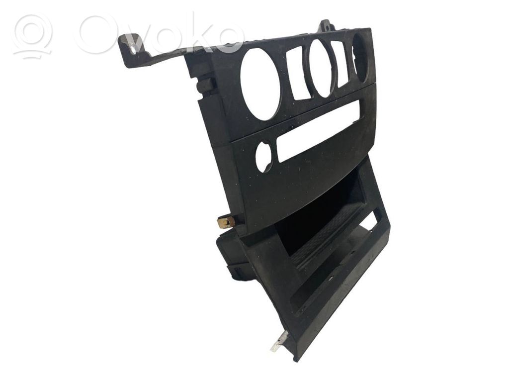 Klimata kontrole / mazā radiatora vadības dekoratīvā apdare