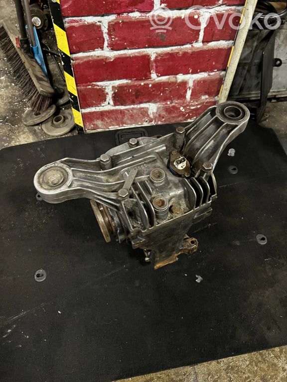 Aizmugurējais reduktors