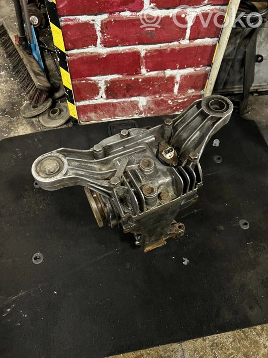 Aizmugurējais reduktors