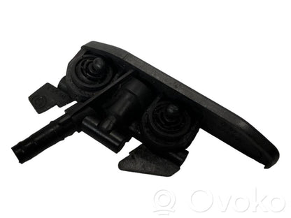 Lukturu mazgātāja sprausla (-as)