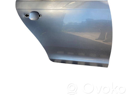 Aizmugurējās durvis