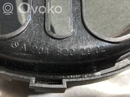 Skaļrunis (-i) pakaļējās durvīs