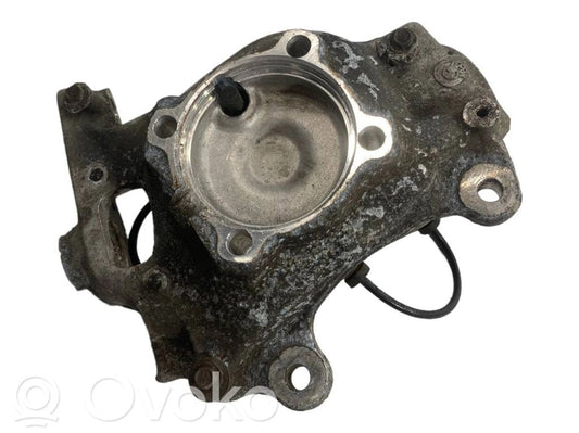 Priekšējā riteņa rumbas vārpstas šarnīrs (stupica, capfa)