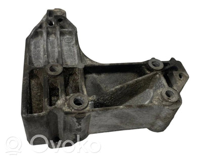 Gaisa kondicionēšanas kompresora stiprinājums